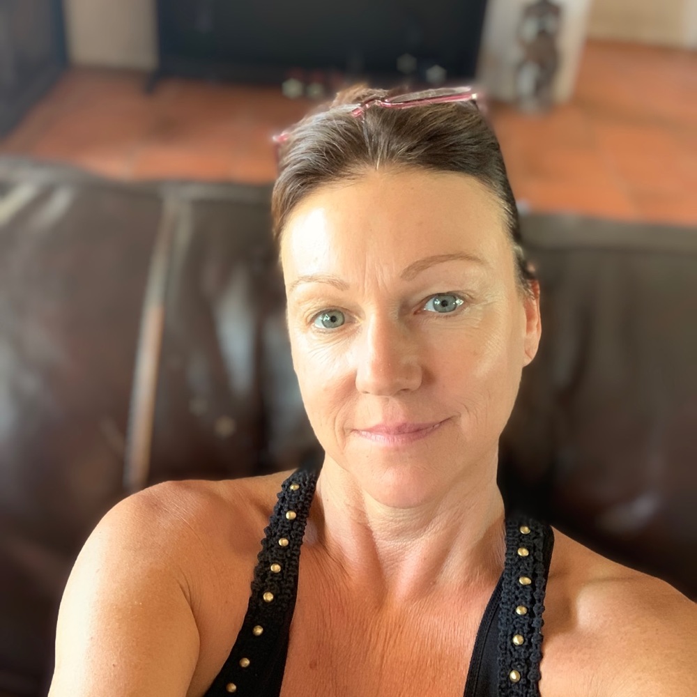 Meet your Posher, Ines